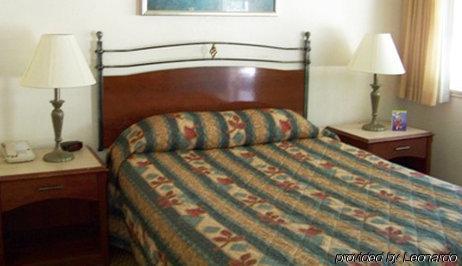 غراس فالي Golden Chain Motel الغرفة الصورة