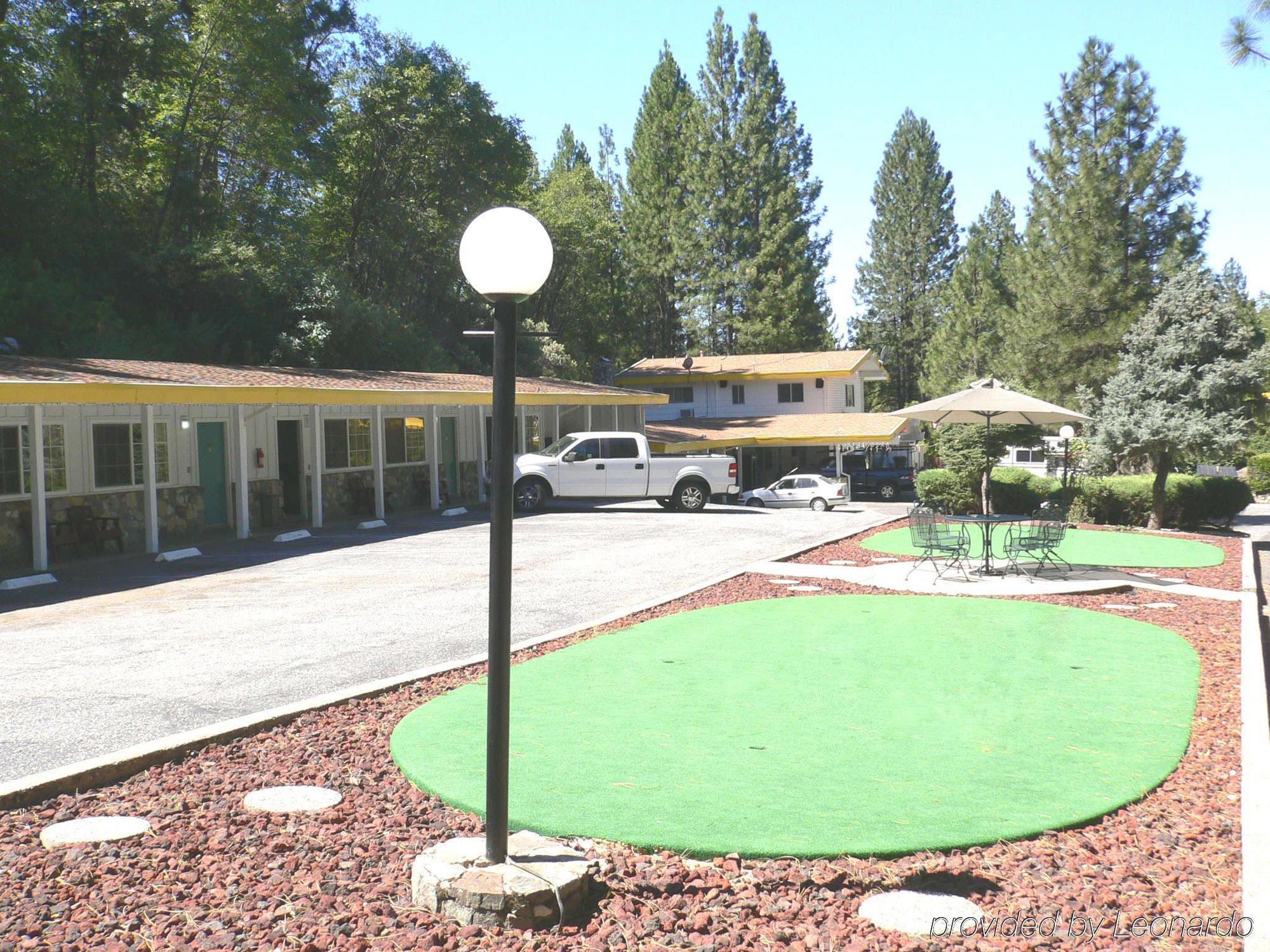 غراس فالي Golden Chain Motel المظهر الخارجي الصورة