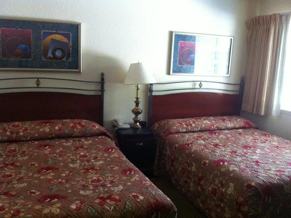 غراس فالي Golden Chain Motel المظهر الخارجي الصورة