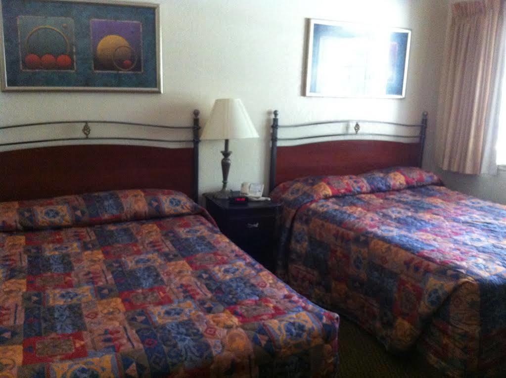 غراس فالي Golden Chain Motel المظهر الخارجي الصورة